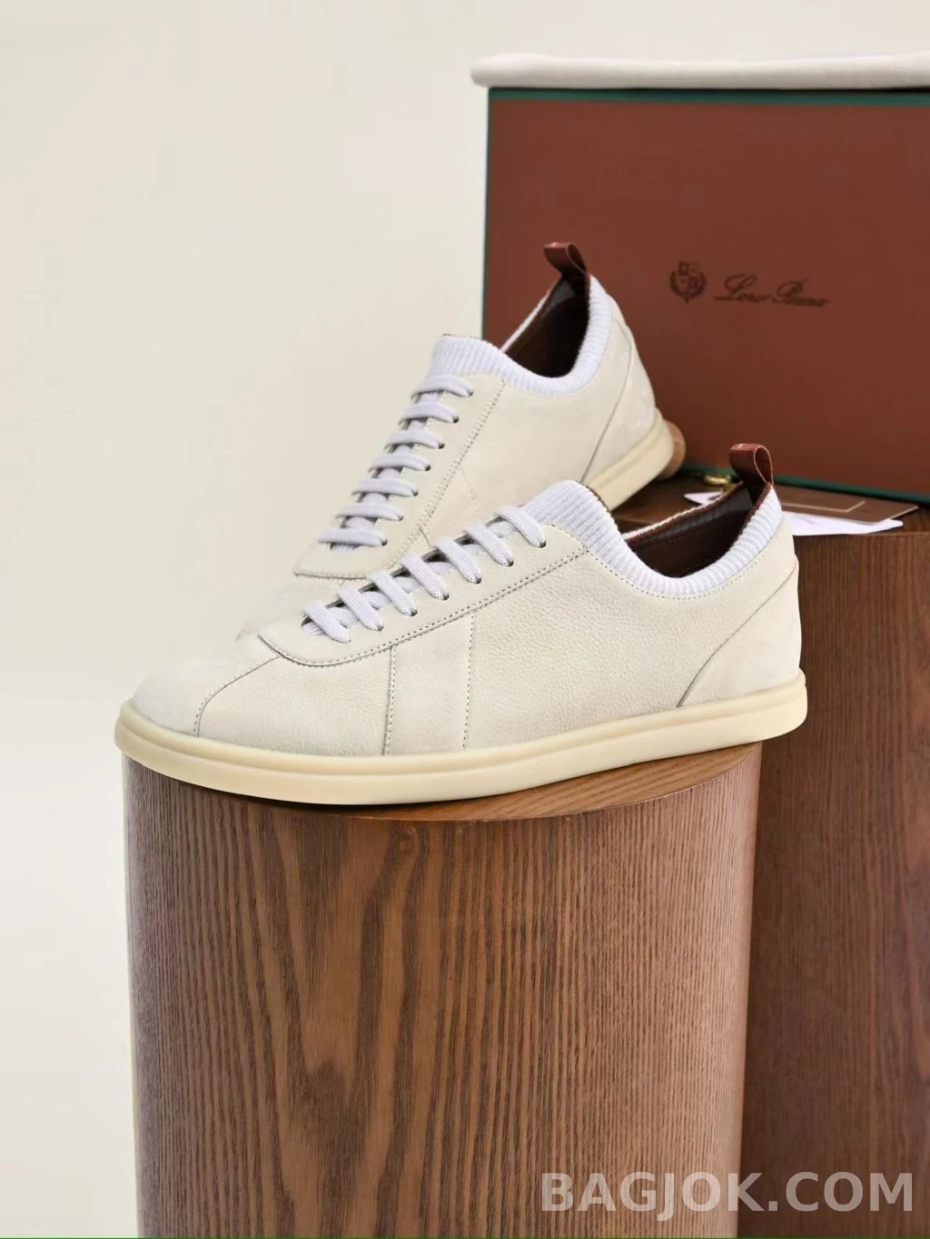 로로피아나 Loro Piana 스웨이드 스니커즈 상세 이미지