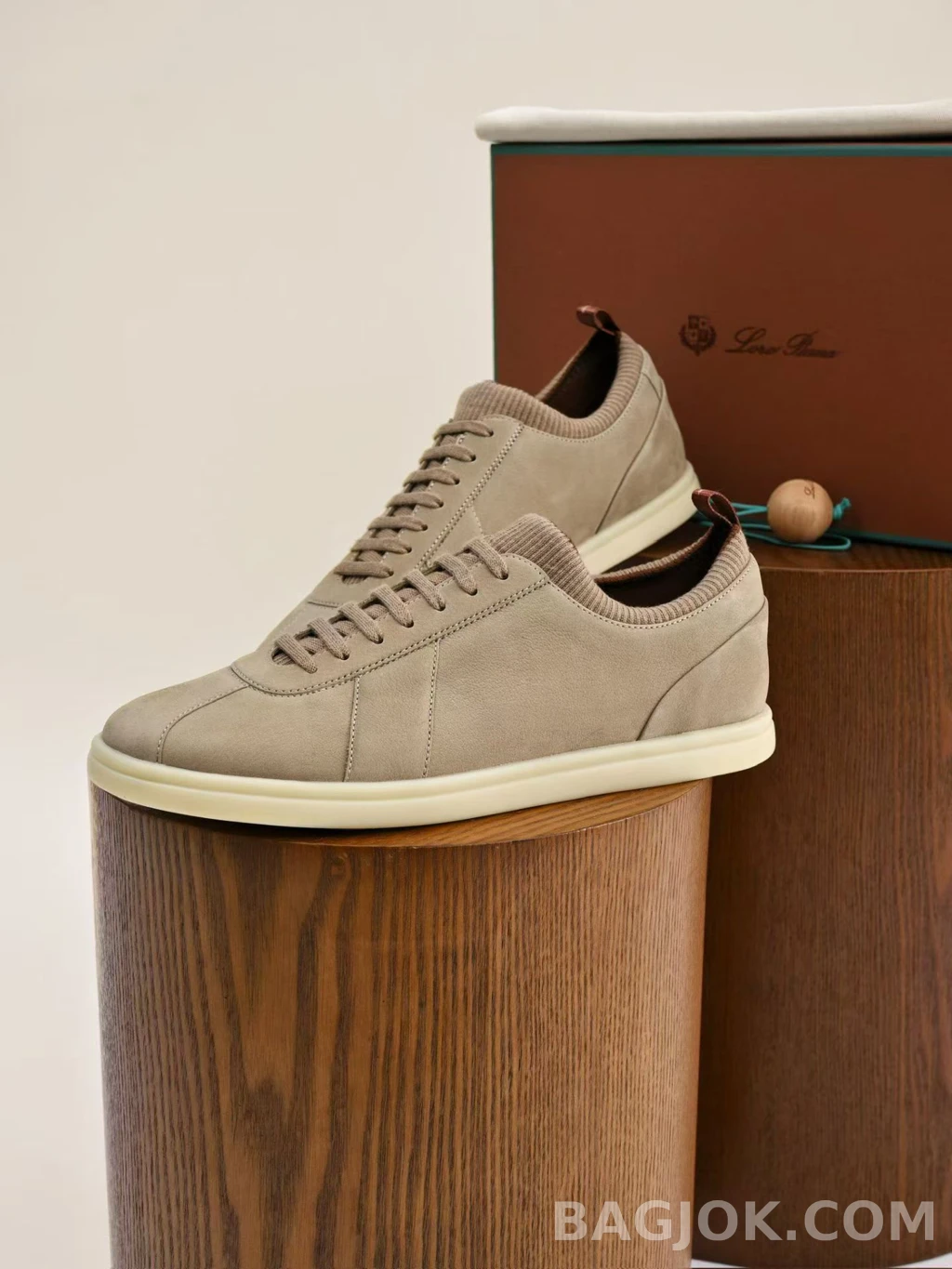 로로피아나 Loro Piana 스웨이드 스니커즈 상세 이미지