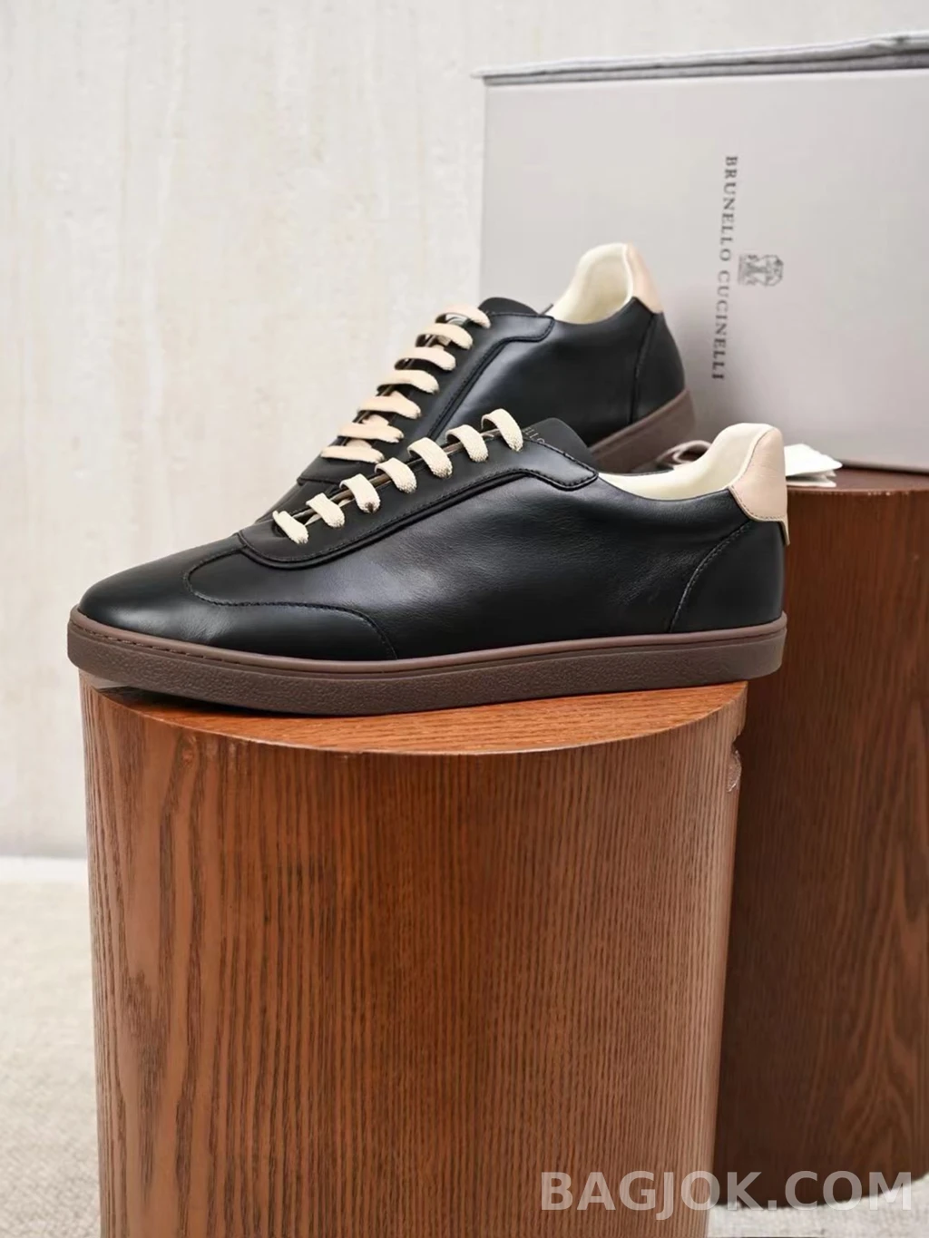 브루넬로 쿠치넬리 Brunello Cucinelli 레더 스니커즈 상세 이미지