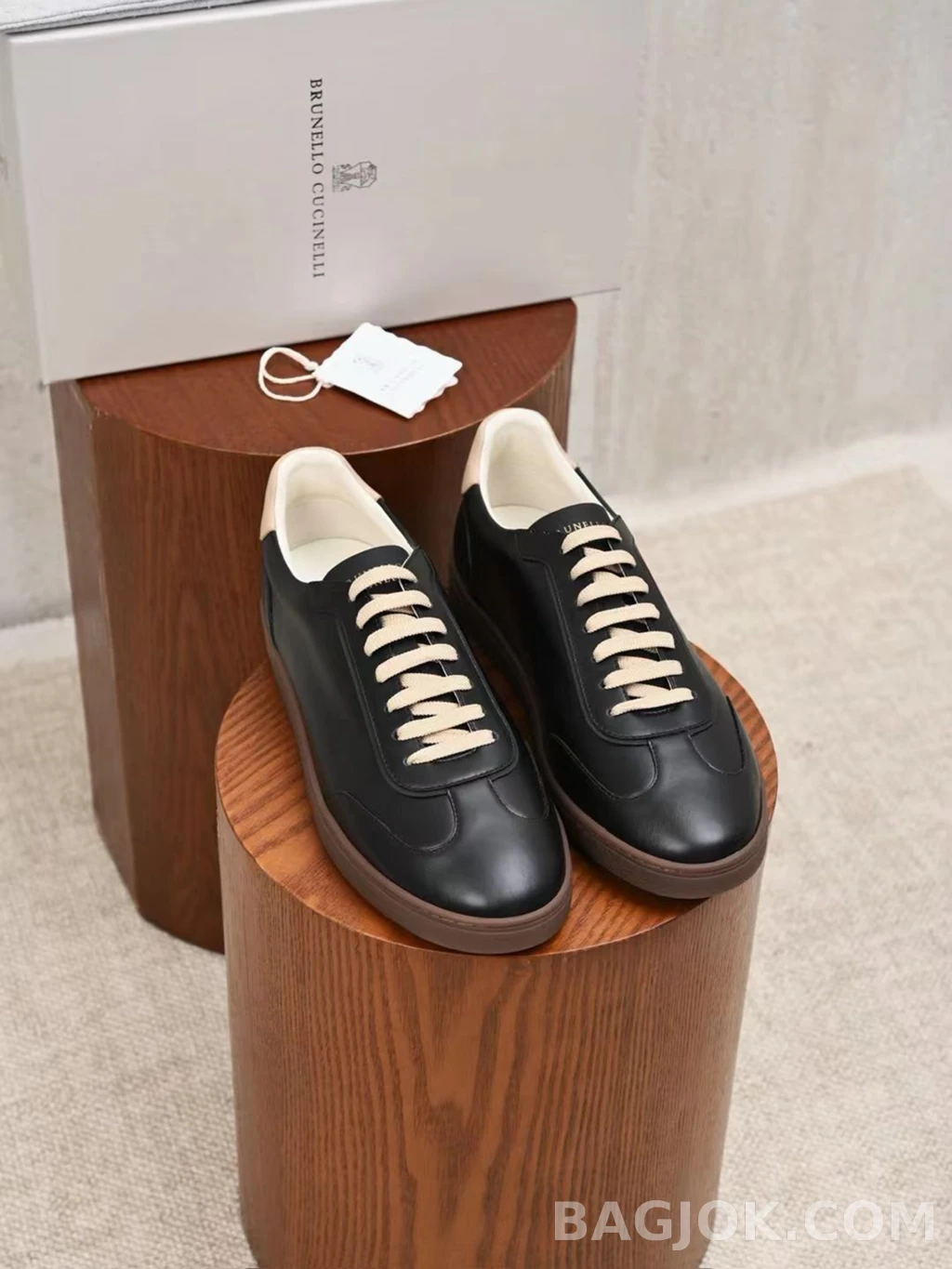 브루넬로 쿠치넬리 Brunello Cucinelli 레더 스니커즈 상세 이미지