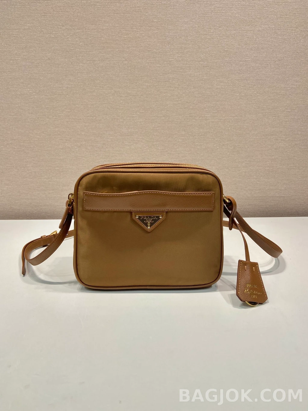 프라다 Prada 나일론X사피아노 숄더백 상세 이미지