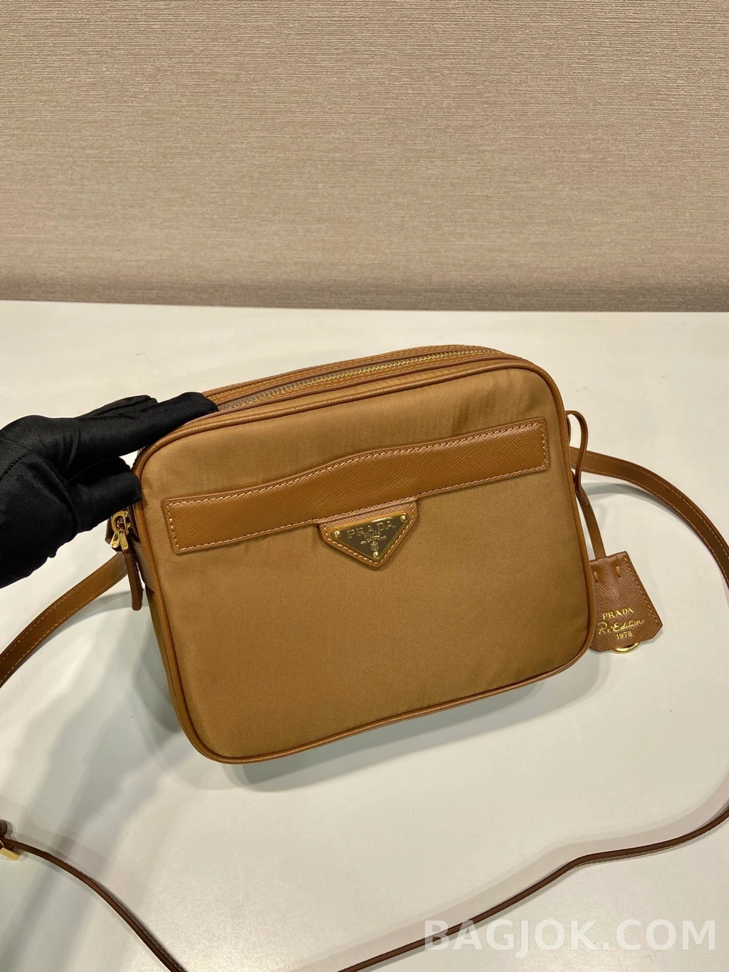 프라다 Prada 나일론X사피아노 숄더백 상세 이미지