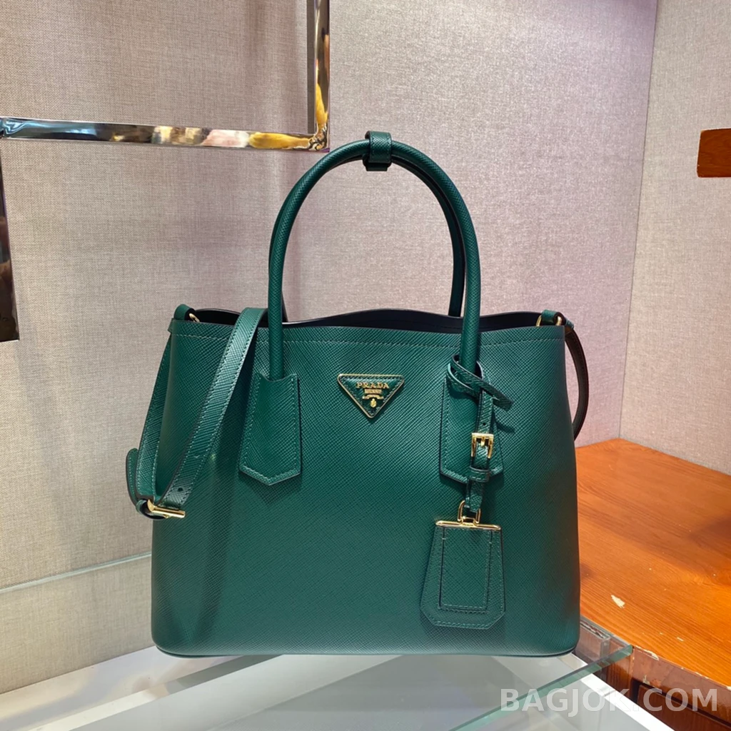 프라다 Prada 클래식 그레인 레더 쇼퍼 토트백 상세 이미지