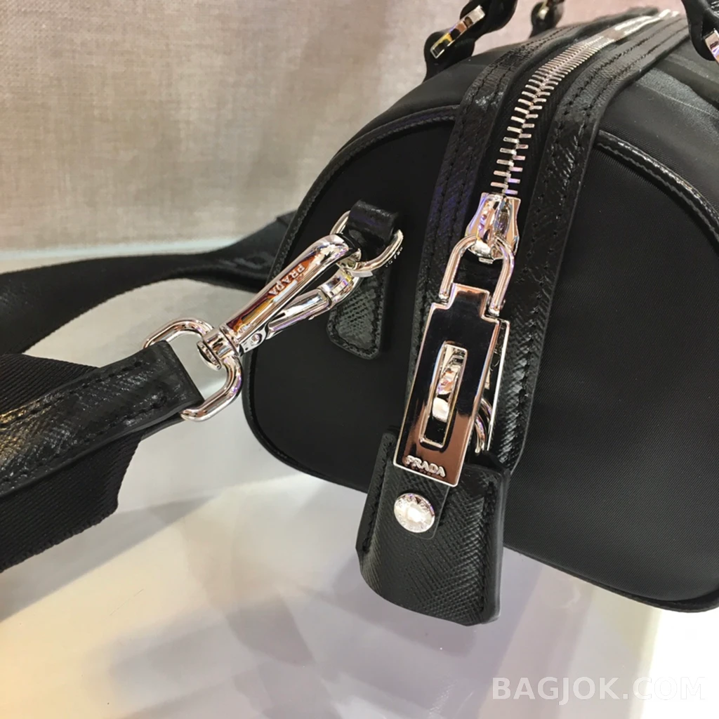 프라다 Prada 하이퍼 리브스 보스턴백 3in1 상세 이미지