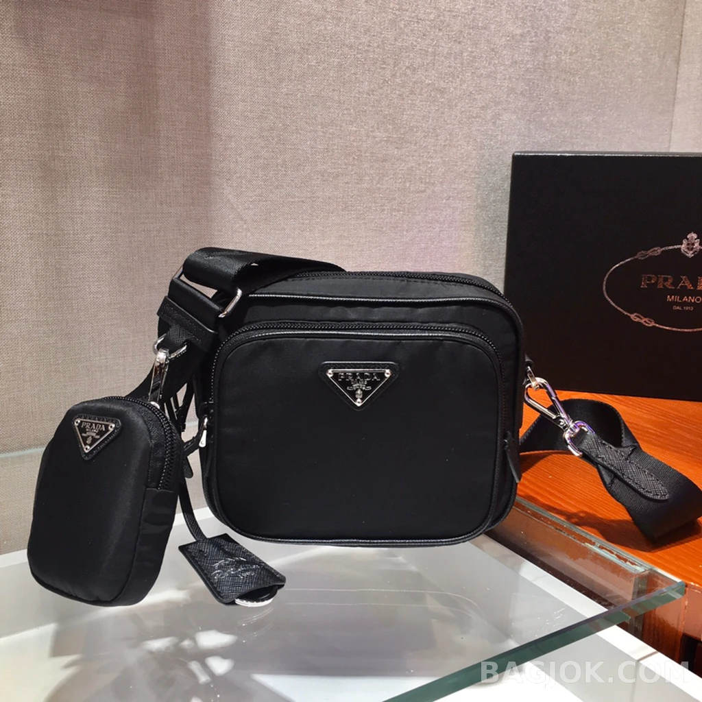 프라다 Prada 3in1 카메라백 상세 이미지