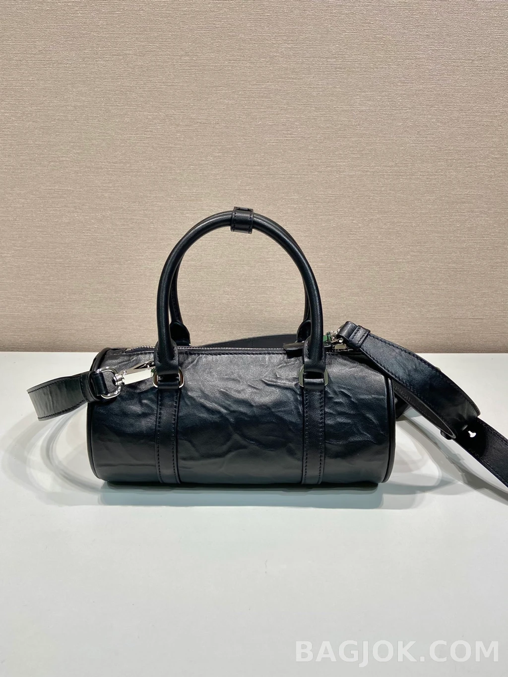 프라다 Prada 리에디션 2002 레더 미니 보스턴백 상세 이미지