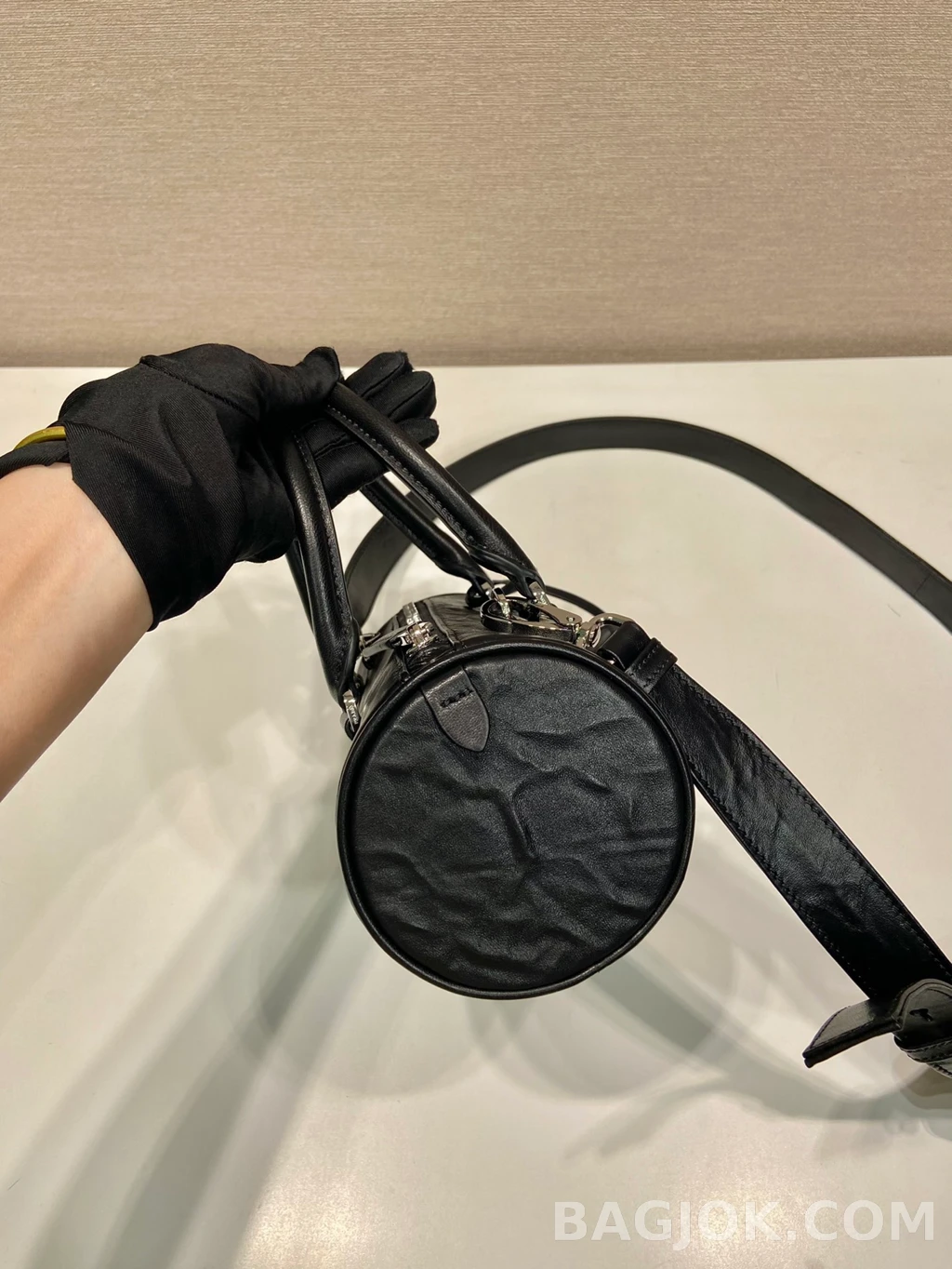 프라다 Prada 리에디션 2002 레더 미니 보스턴백 상세 이미지