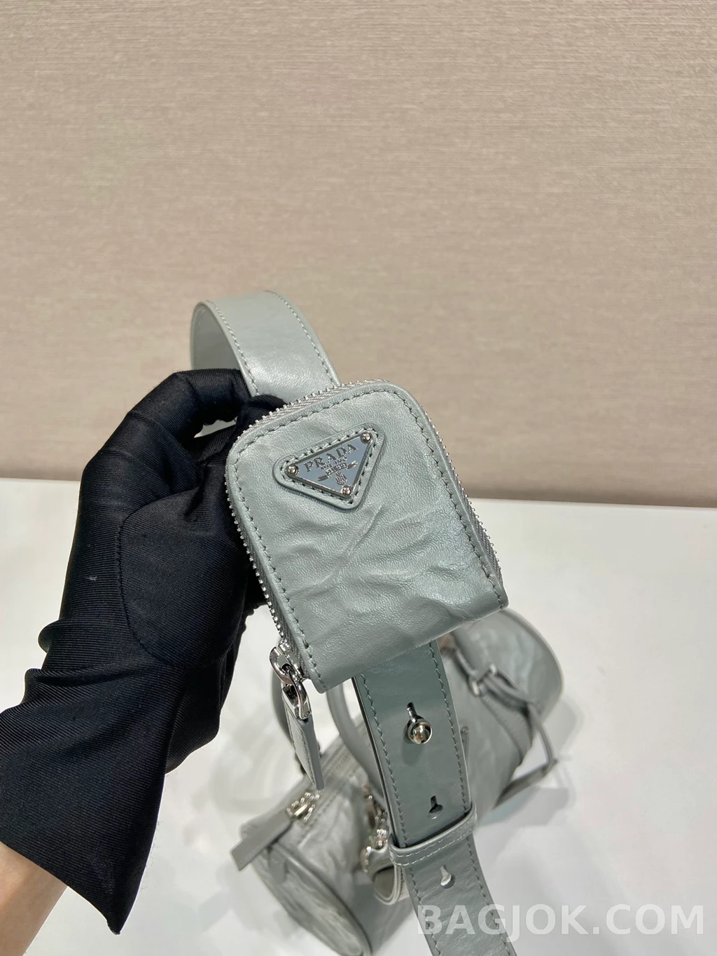 프라다 Prada 리에디션 2002 레더 미니 보스턴백 상세 이미지