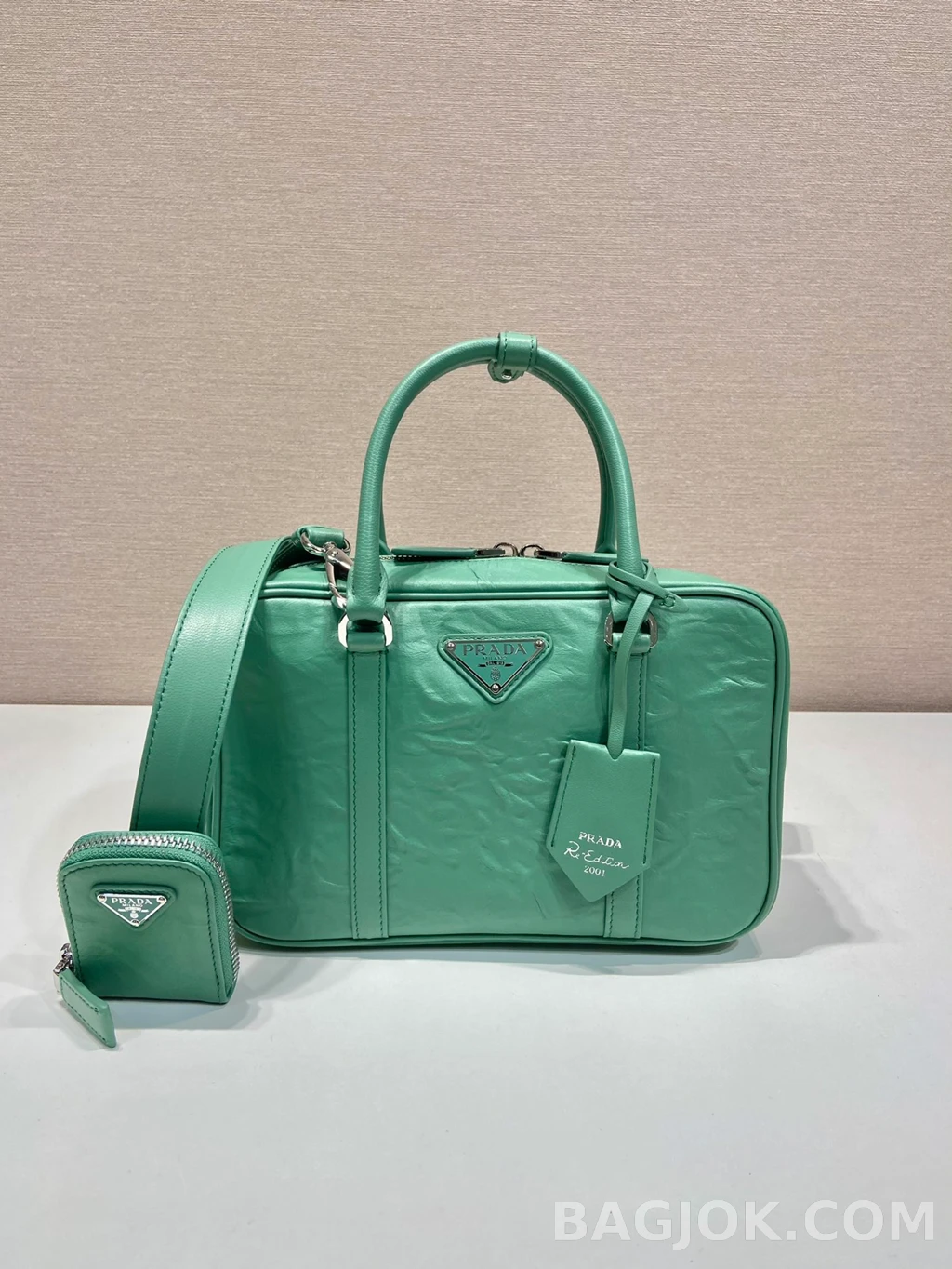 프라다 Prada 리에디션 2001 레더 보스턴백 상세 이미지