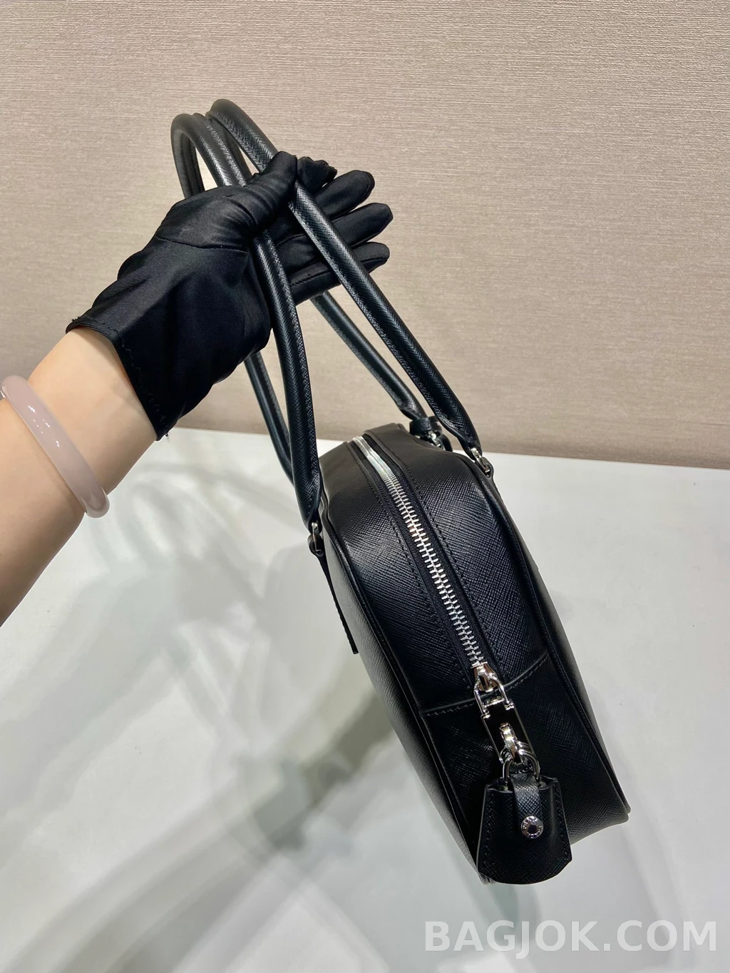 프라다 Prada 사피아노 빈티지 롱핸들 숄더백 상세 이미지