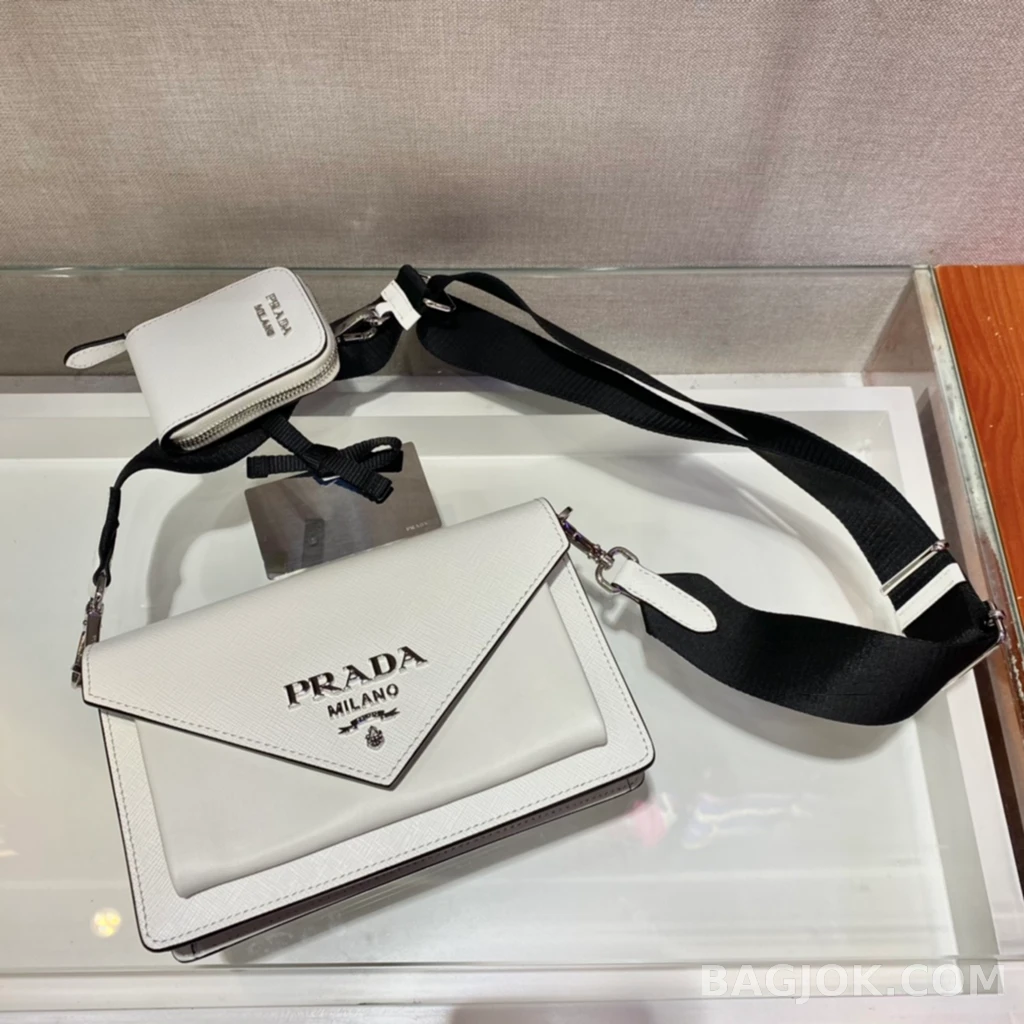 프라다 Prada 모노크롬 사피아노 엔벨롭 숄더백 상세 이미지