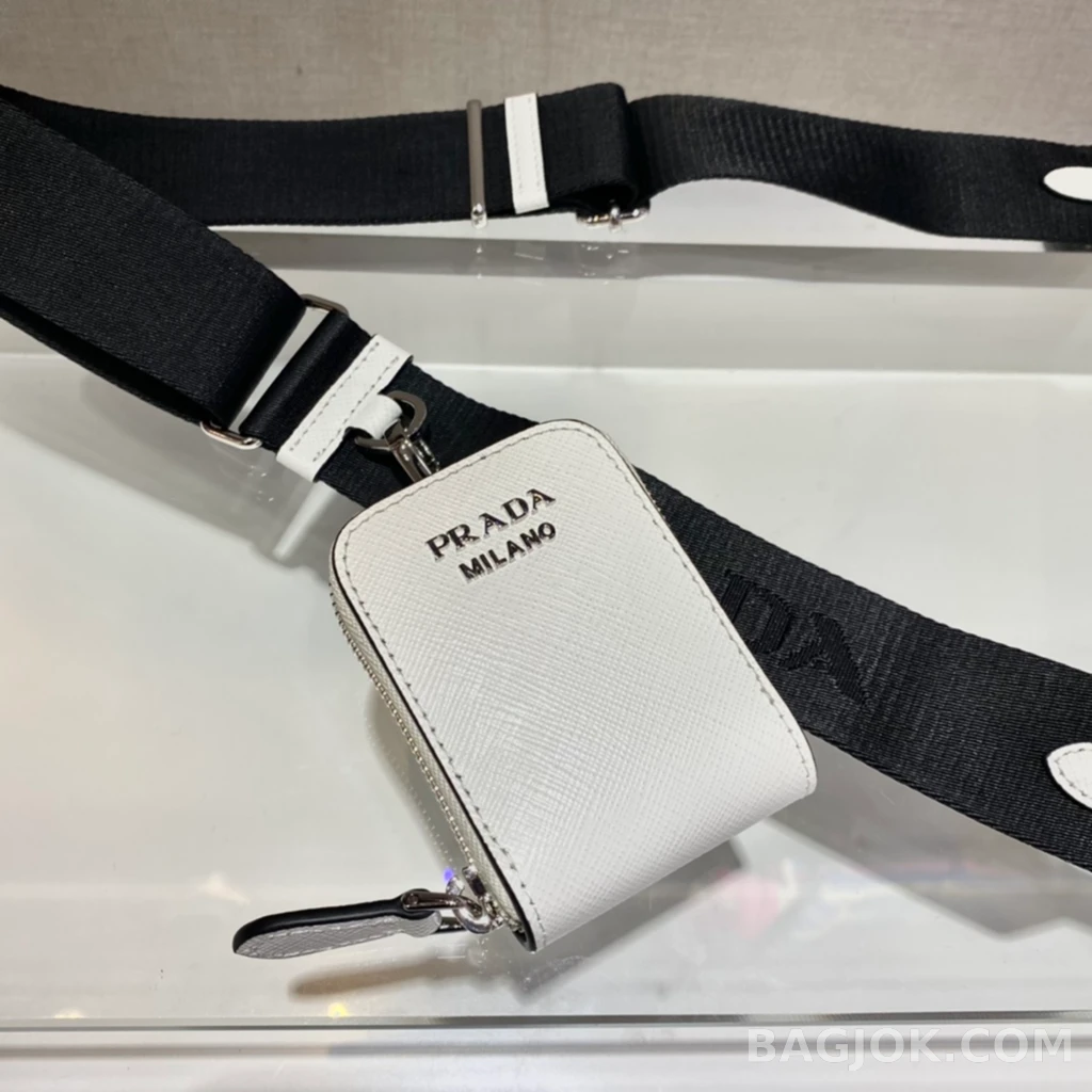 프라다 Prada 모노크롬 사피아노 엔벨롭 숄더백 상세 이미지