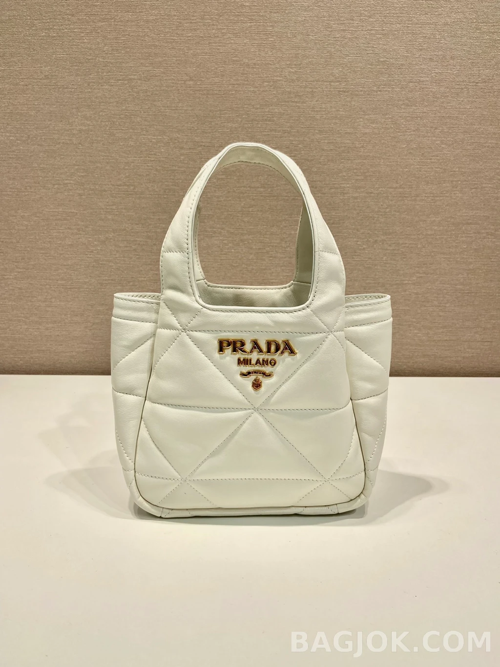 프라다 Prada 패디드 나파 미니 토트백 상세 이미지