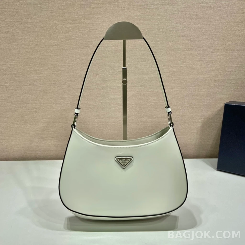 프라다 Prada 클레오 브러시드 레더 숄더백 상세 이미지