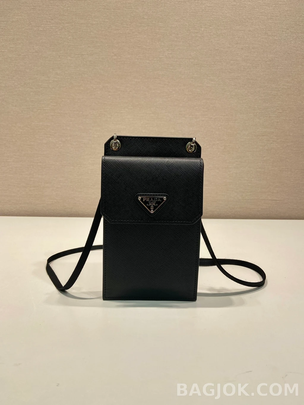프라다 Prada 사피아노 스마트폰 크로스백 상세 이미지