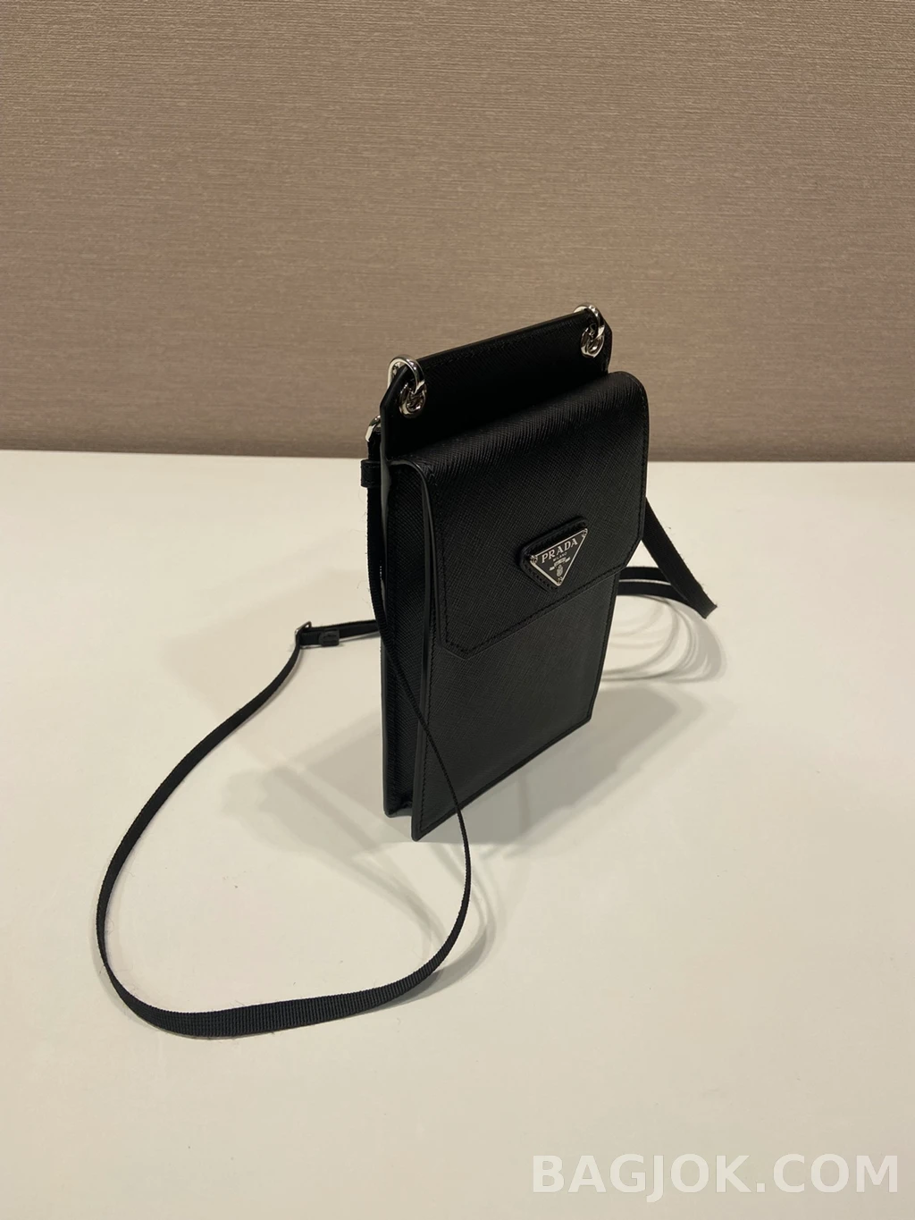 프라다 Prada 사피아노 스마트폰 크로스백 상세 이미지