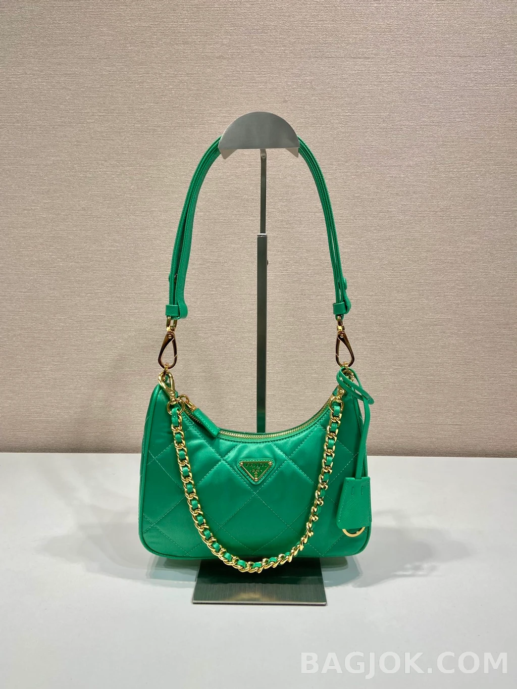 프라다 Prada 퀄팅 리나일론 나파레더 미니 숄더백 상세 이미지