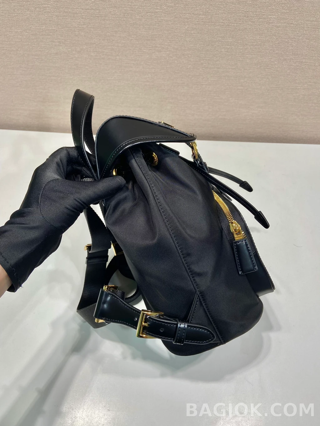 프라다 Prada 리나일론 포켓 백팩 상세 이미지
