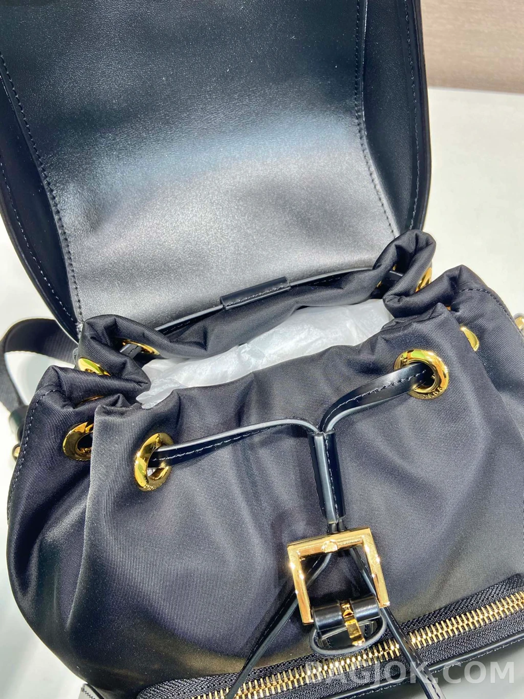 프라다 Prada 리나일론 포켓 백팩 상세 이미지