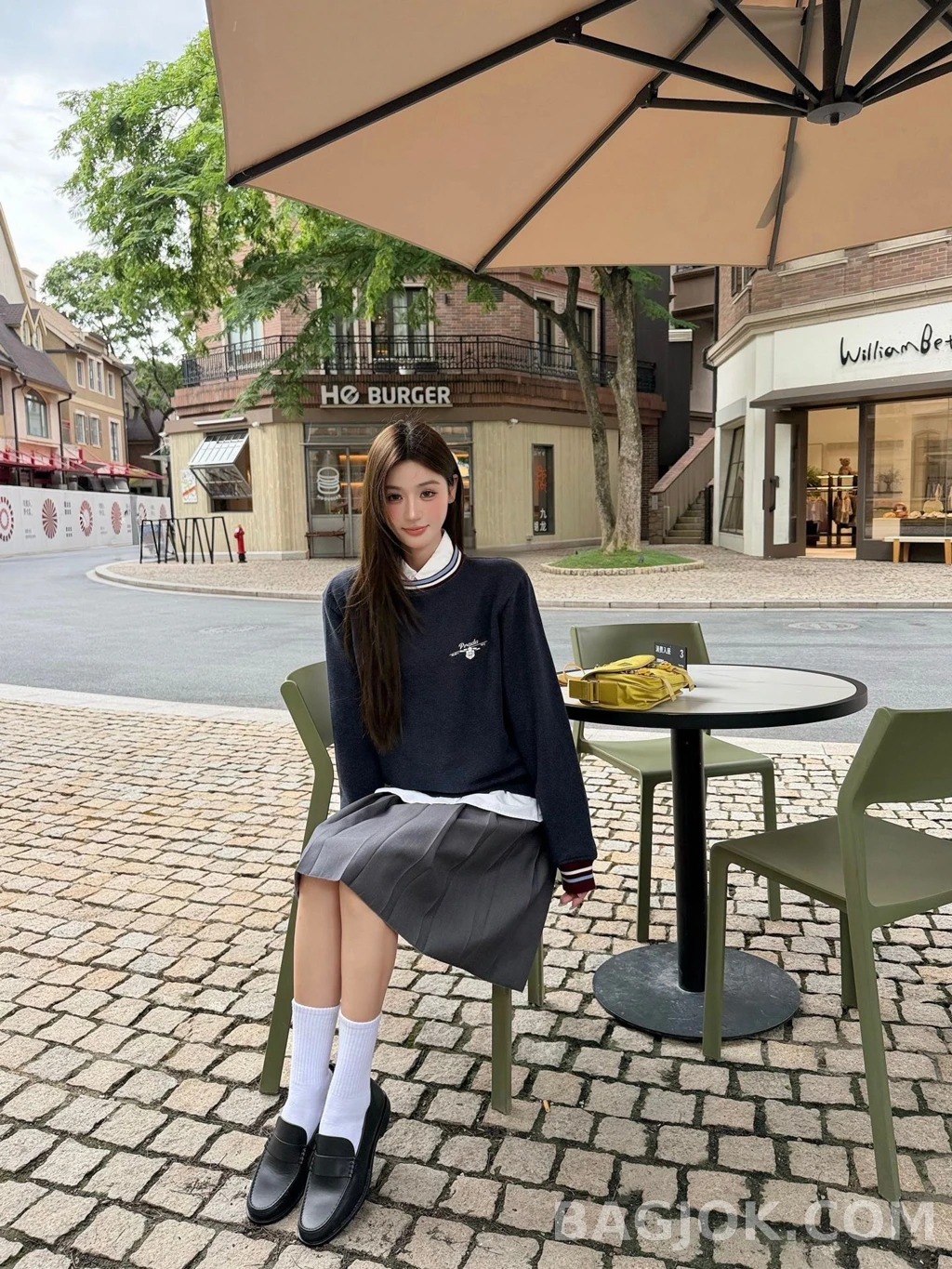 프라다 프라다 로고 맨투맨 상세 이미지