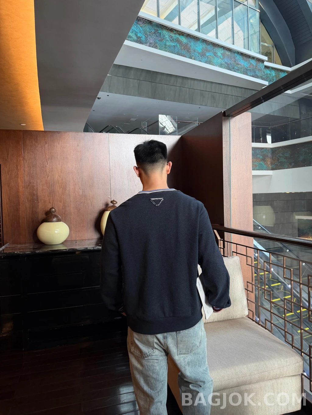 프라다 프라다 로고 맨투맨 상세 이미지