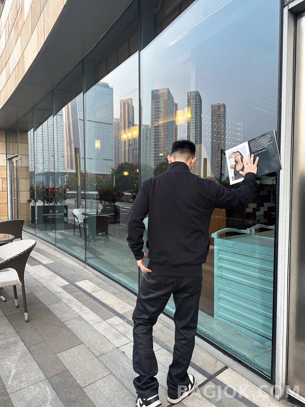 랄프로렌 랄프로렌 타탄카라 하프집업 스웨트셔츠(19항목) 상세 이미지