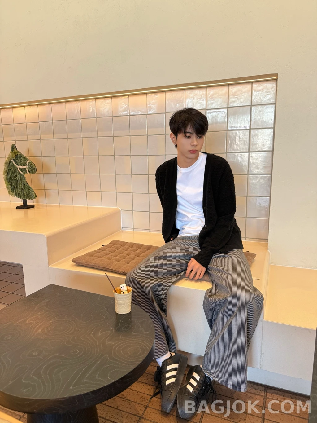 펜디 펜디 텍스처 니트 가디건 상세 이미지