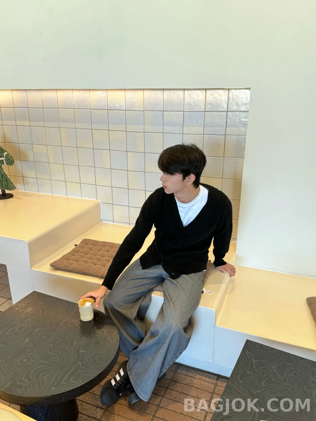 펜디 펜디 텍스처 니트 가디건 상세 이미지