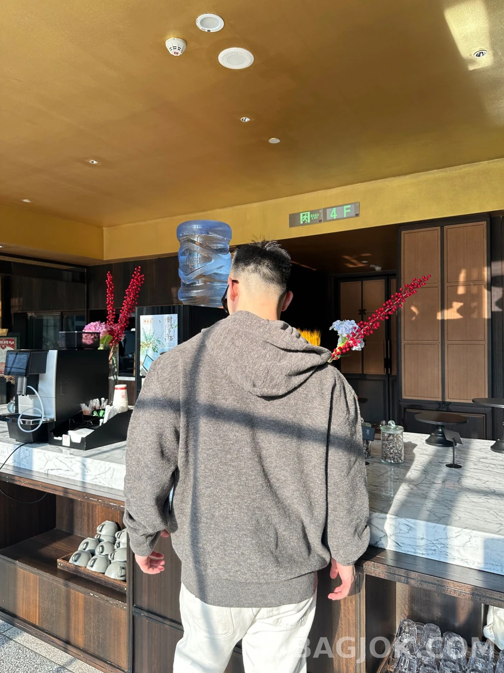 로에베 로에베 아나그램 후드 니트 상세 이미지