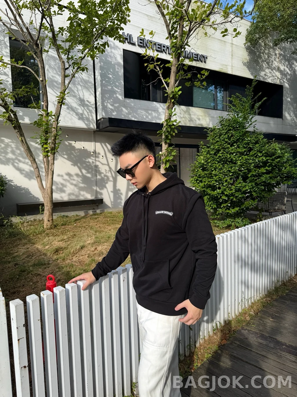크롬하츠 크롬하츠 세인트바스 후드티 상세 이미지