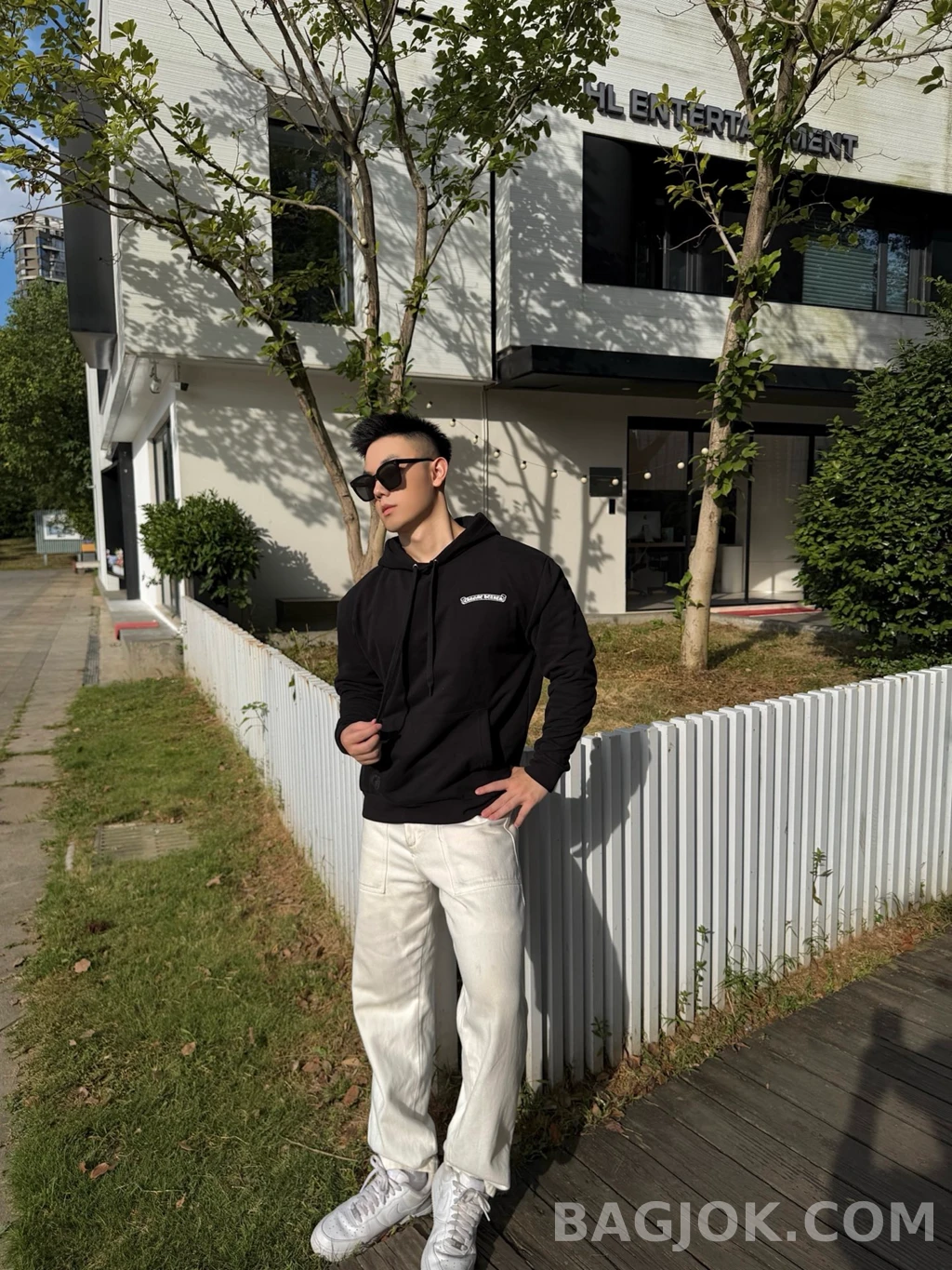 크롬하츠 크롬하츠 세인트바스 후드티 상세 이미지