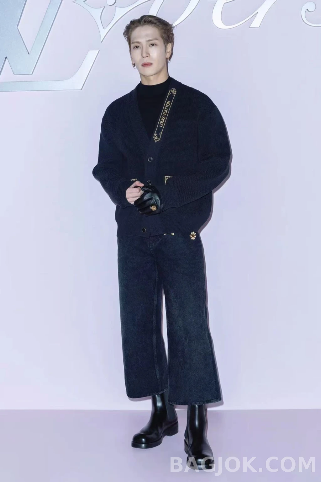 루이비통 루이비통 골드 자수 니트 가디건 상세 이미지