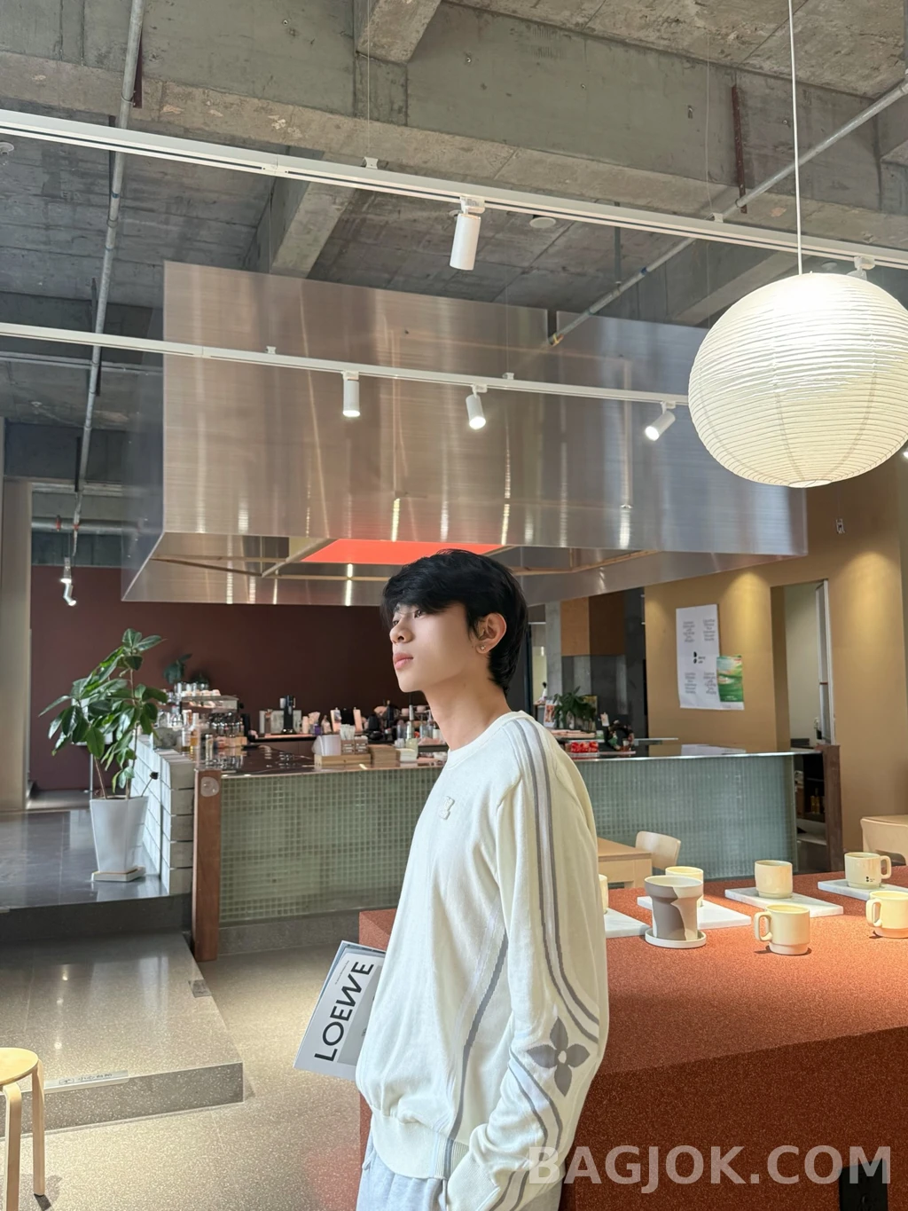 루이비통 루이비통 슬리브 그래픽 니트 스웨터 상세 이미지