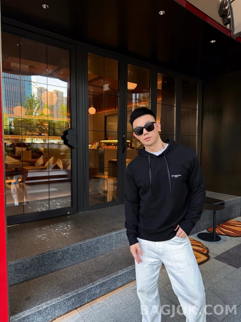 지방시  지방시 로고 후드티 상세 이미지