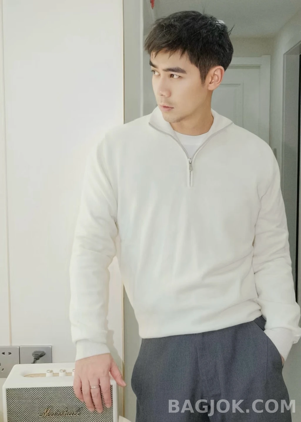 브루넬로 쿠치넬리 브루넬로쿠치넬리 하프넥 집업 니트 상세 이미지