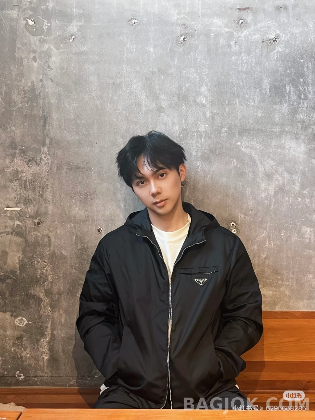 프라다 프라다 나일론 후드 재킷 상세 이미지