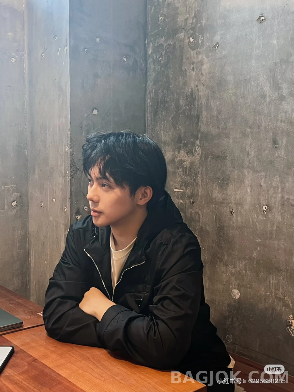 프라다 프라다 나일론 후드 재킷 상세 이미지