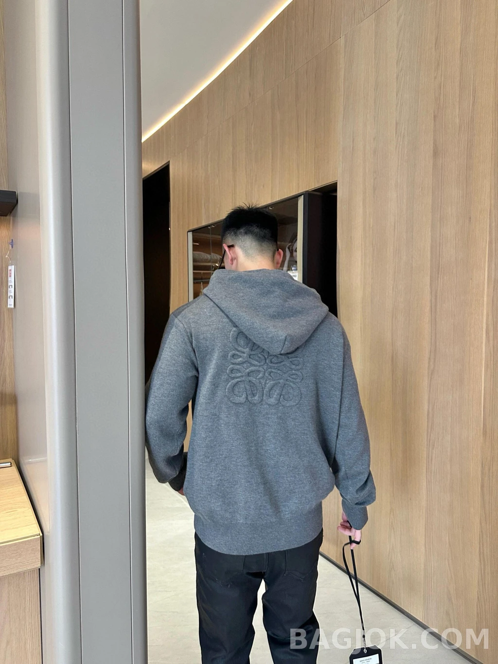 로에베 로에베 백로고 후드 집업 상세 이미지