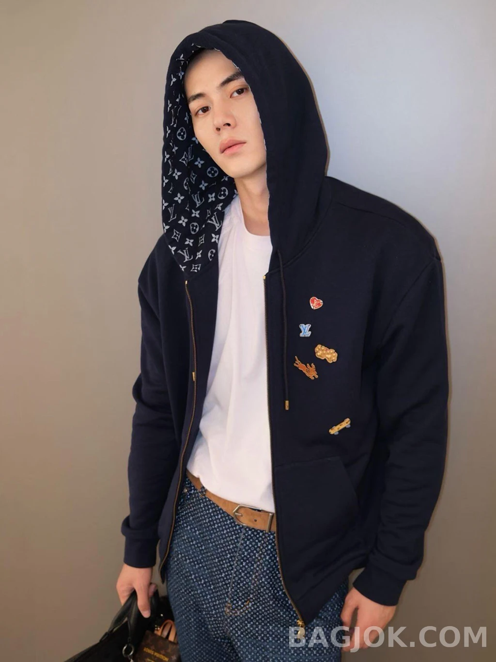 루이비통 루이비통 뱃지 후드 집업 상세 이미지