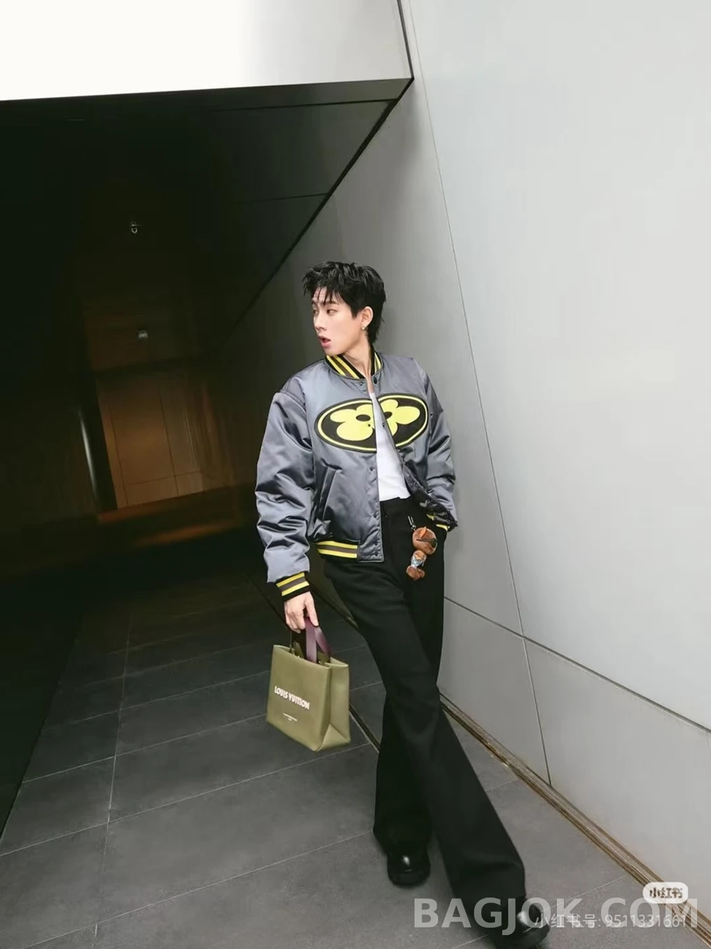 루이비통 루이비통 새틴 바시티 재킷 상세 이미지