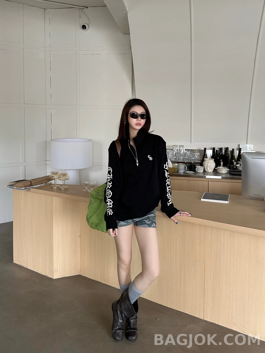 크롬하츠 크롬하츠 CH 하프집업 맨투맨 상세 이미지