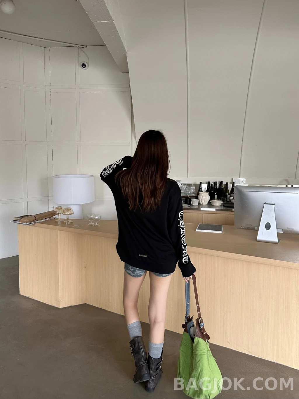 크롬하츠 크롬하츠 CH 하프집업 맨투맨 상세 이미지