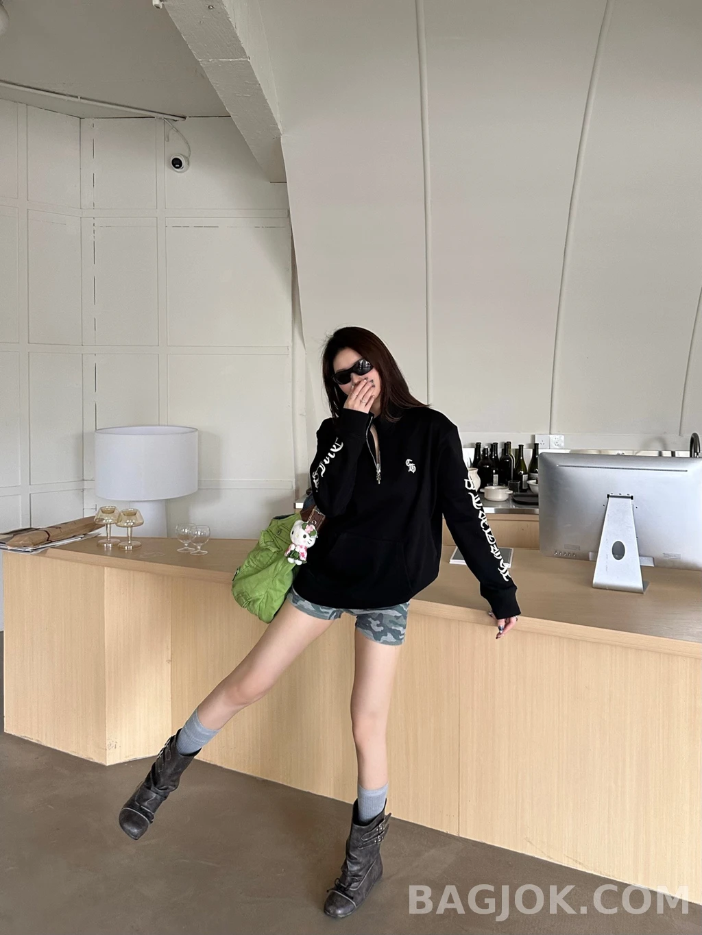 크롬하츠 크롬하츠 CH 하프집업 맨투맨 상세 이미지