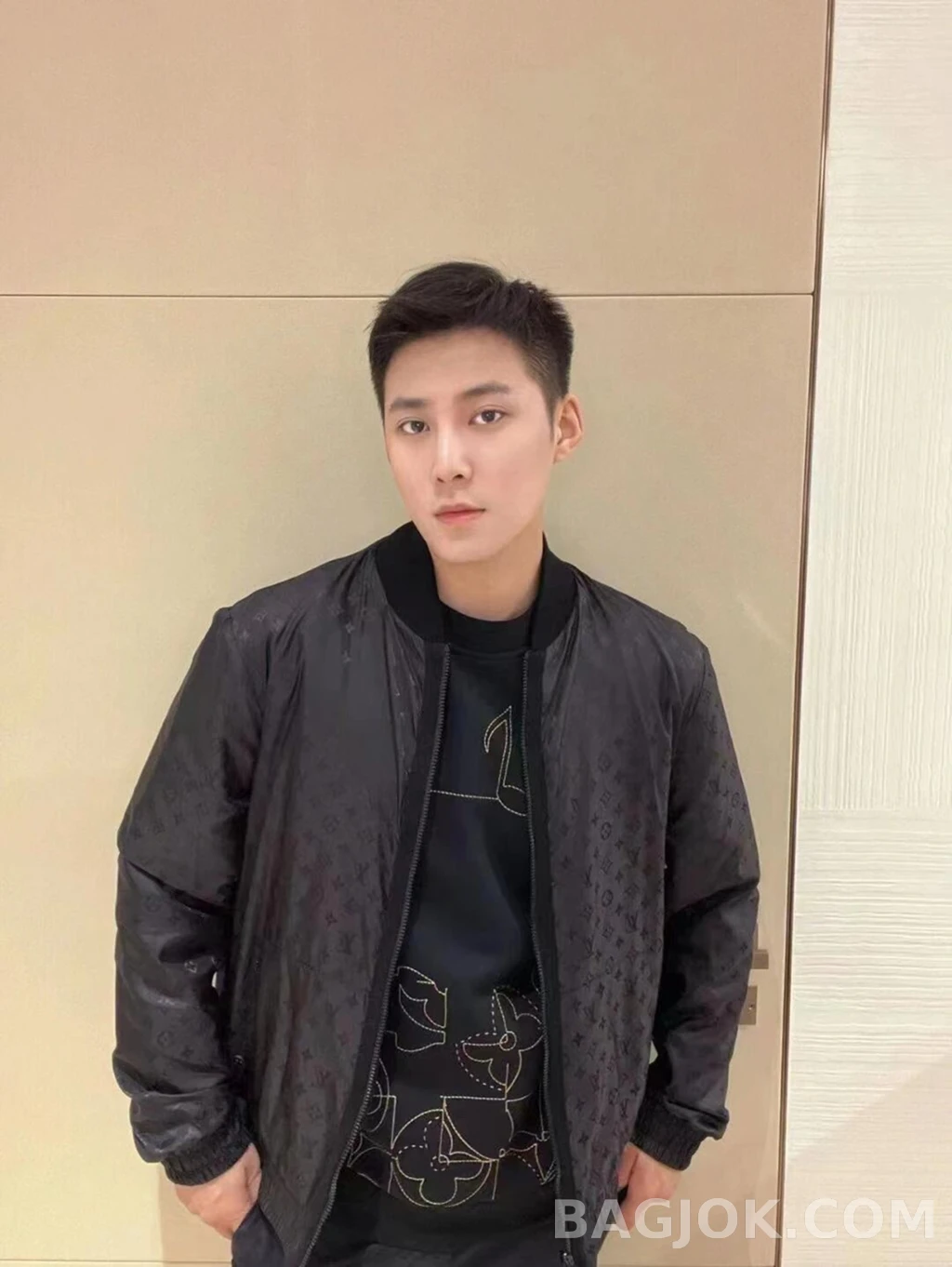 루이비통 루이비통 톤온톤 모노그램 블루종 상세 이미지