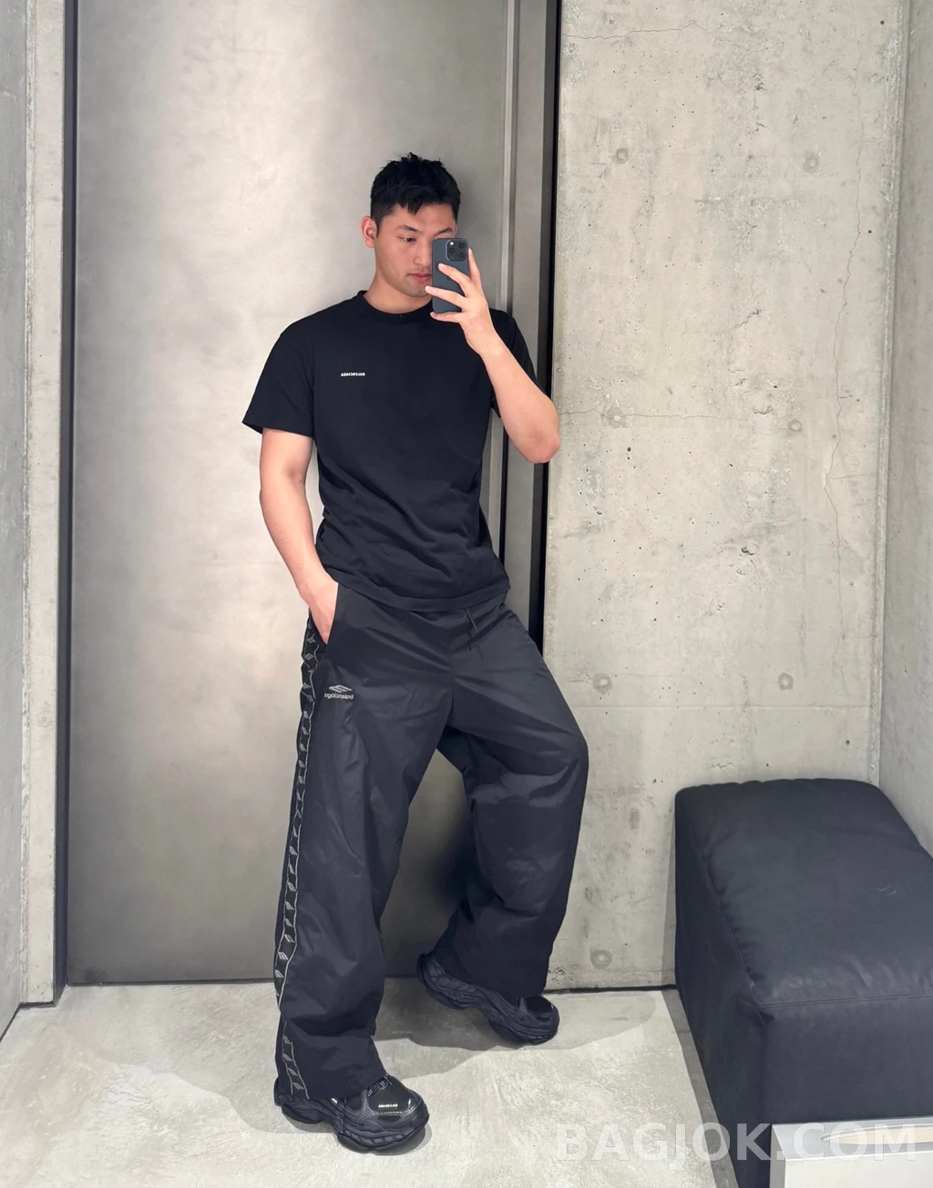 null 발렌시아가 나일론 와이드 팬츠 상세 이미지