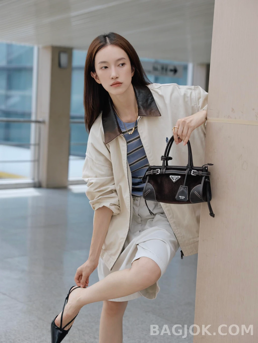 프라다 프라다 레더카라 해링턴 상세 이미지