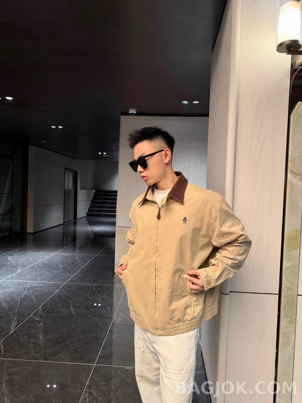 프라다 프라다 레더카라 해링턴 상세 이미지