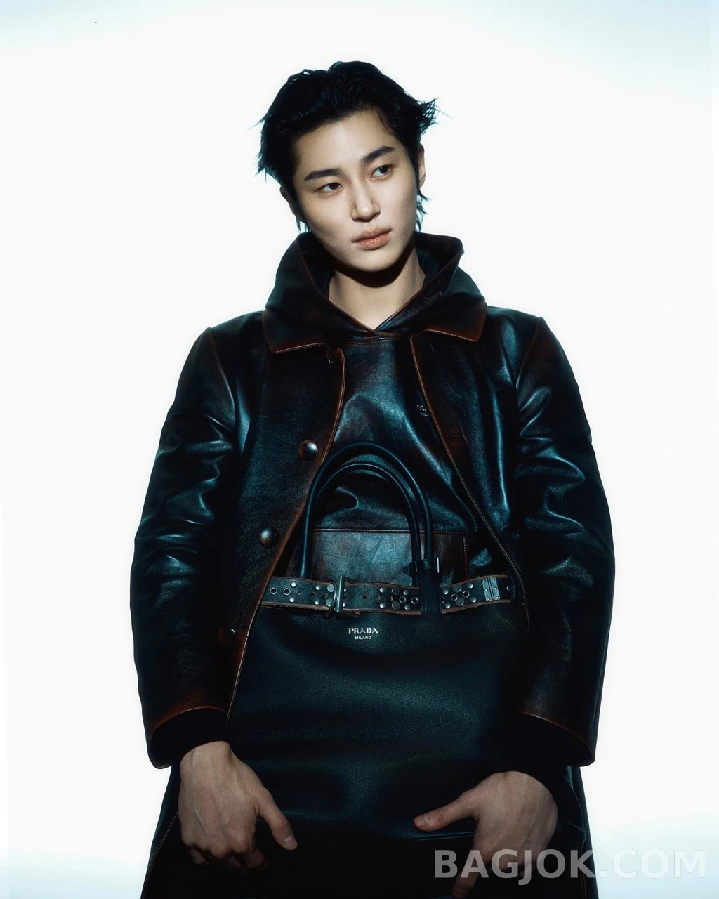 프라다 프라다 레드 후드티 상세 이미지