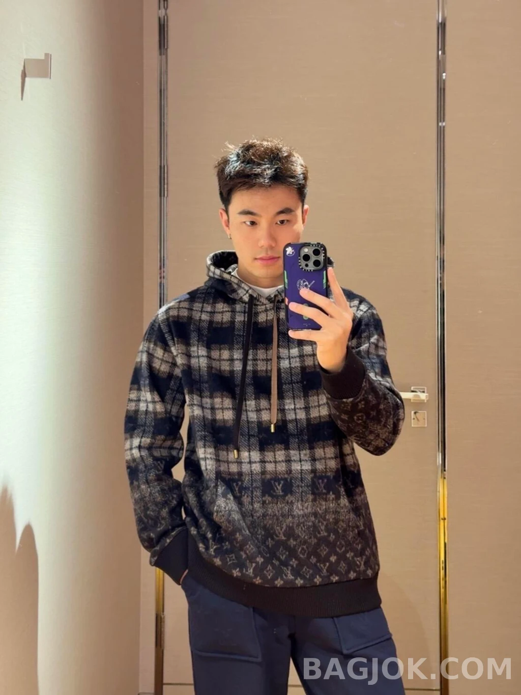 루이비통 루이비통 그라데이션 후드티 상세 이미지