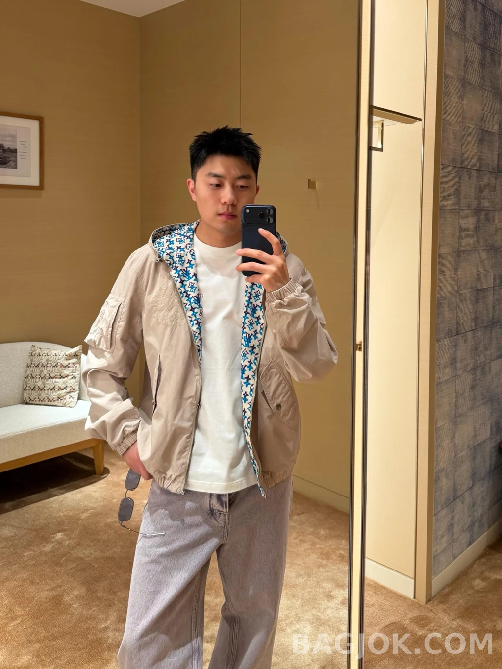루이비통 루이비통 모노그램 리버서플 원드재킷 상세 이미지